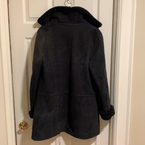 Aston (NY) black genuine shearling sheepskin car coat - Picture 4 of 6